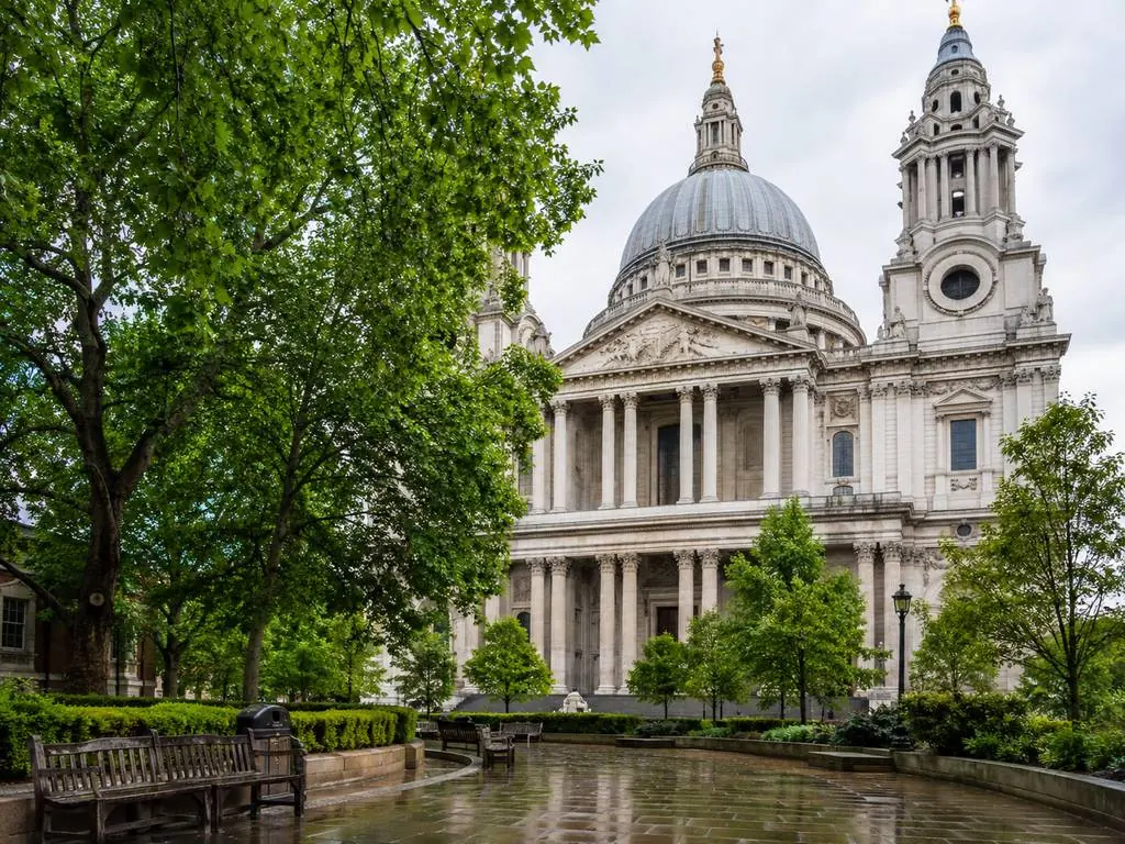 The west front of St Paul’s Cathedral from St Paul’s Churchyard
